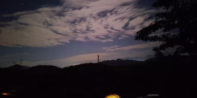 Novo trecho da Travessia Mico-Leão-Dourado é inaugurado com observação noturna do céu em experiência de astroturismo